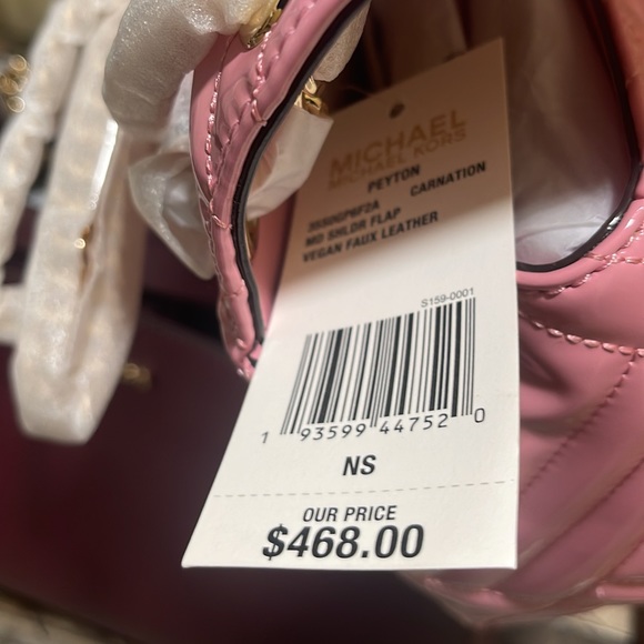 Michael Kors Peyton MD Shoulder Flap Bag - Picture 9 of 11